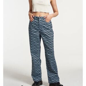 NWOT The Ragged Priest Blue/Black Wave High Waist Straight Leg Jeans -- …‎